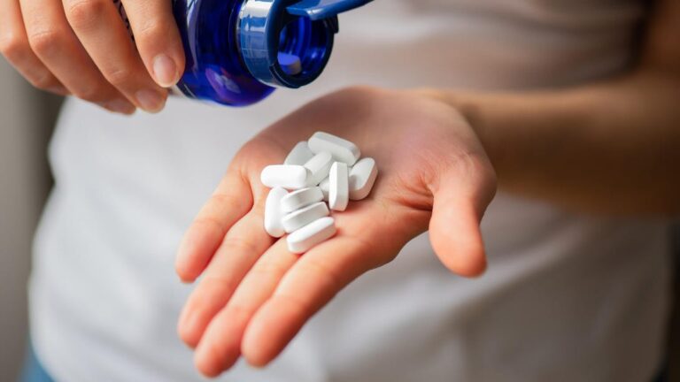 Can NAD Plus Supplements Really Reverse Aging? We Talked to Doctors Learn More About These Trendy SupplementsCNET