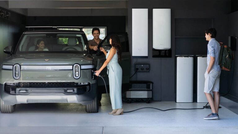 Move Over Telsa Powerwall. EcoFlow Says This New Battery Is Better for Disaster-Prone AreasCNET